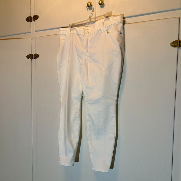 Old Navy Denim - Old Navy White Rockstar High-Rise Jeans